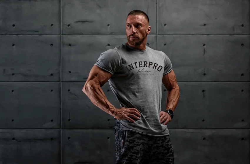 Building a Better Wardrobe: A Guide to Men’s Gym Clothes